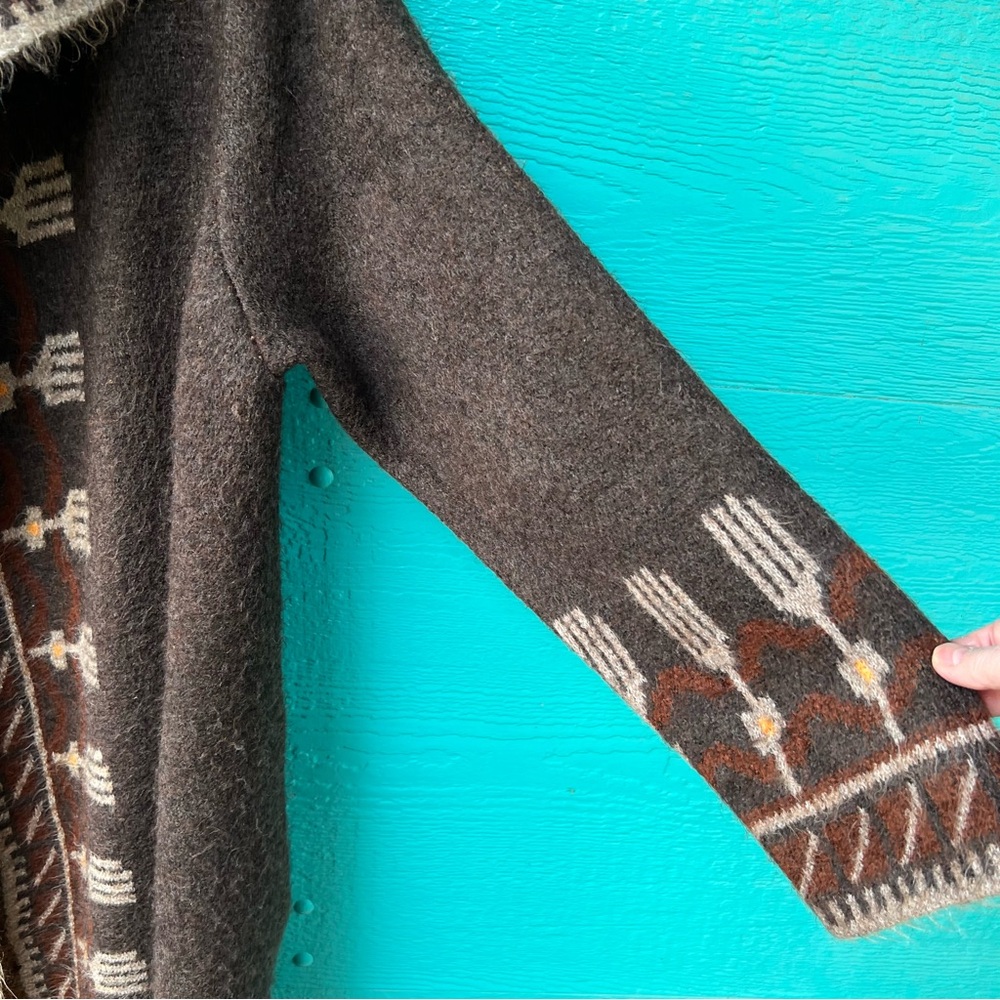LONG SOFT BROWN SOUTHWESTERN OPEN CARDIGAN FUZZY SWEATER POCKETS SIZE LARGE - Picture 7 of 10